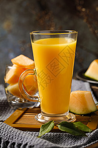 鲜榨哈密瓜汁高清图片