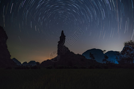 星轨背景图片