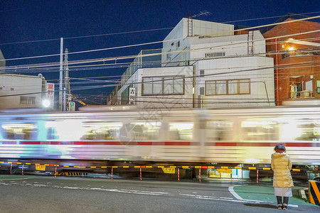 日本东京板桥夜景火车背景图片