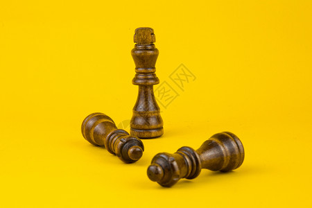 国际象棋对弈背景图片