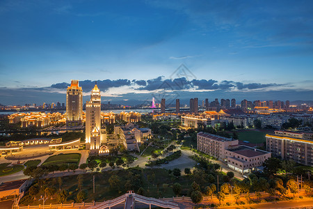 初的厦门集美大学华灯初放背景