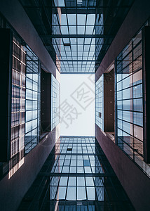 南开大学教学楼玻璃幕墙背景图片