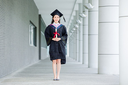 大学毕业生美女图片