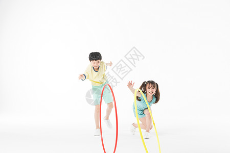 运动儿童玩呼啦圈背景图片