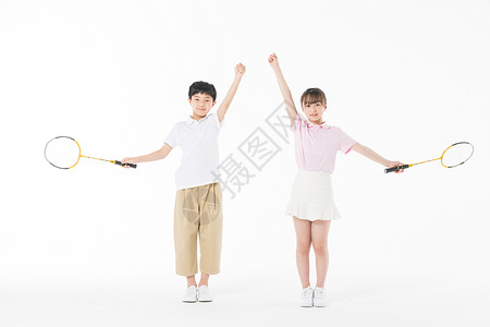 儿童羽毛球运动图片