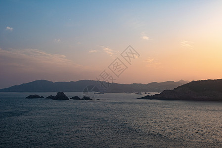 大海小岛夕阳高清图片