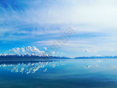 赛里木湖背景图片