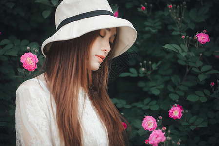 花朵与女孩蔷薇花与美女背景