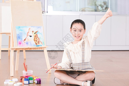 人物手绘画儿童在教室绘画背景
