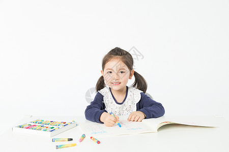 小孩画画素材儿童节外国儿童画画背景