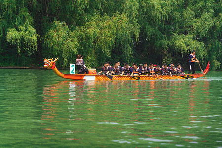 划船团队龙舟及比赛背景