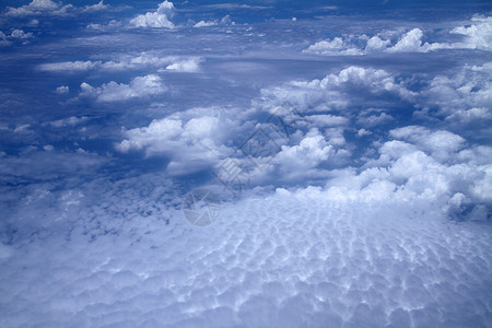 飞机上的云层高清图片