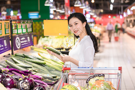 美女超市购物高清图片