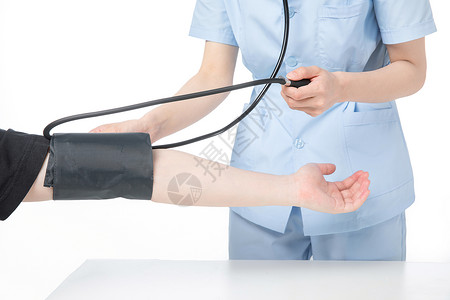 护士量血压图片