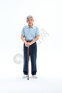 老年人拄拐杖图片