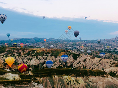 卡帕多奇亚热气球背景图片