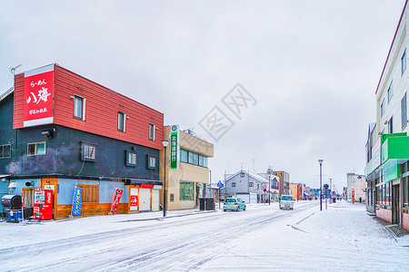 北海道雪地小镇背景图片