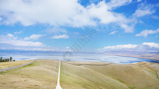 新疆伊犁草原图片
