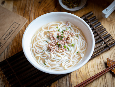 卤粉特色美食粉酱高清图片