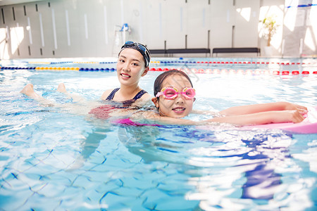 儿童室内运动儿童游泳培训背景
