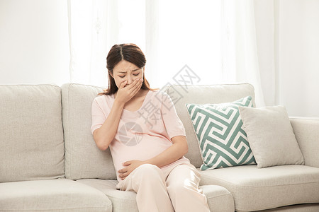 孕妇生病孕期呕吐高清图片