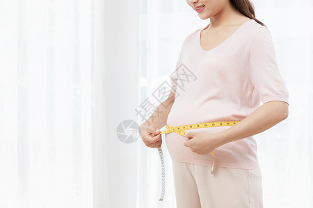 孕妇量腰围图片
