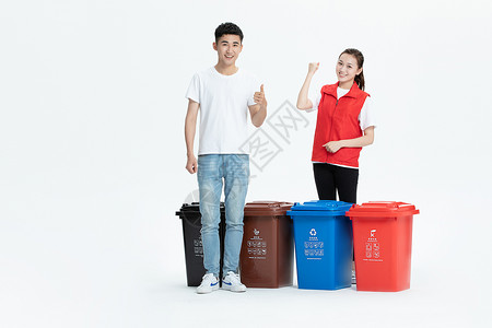 扔垃圾的女孩志愿者监督扔垃圾背景