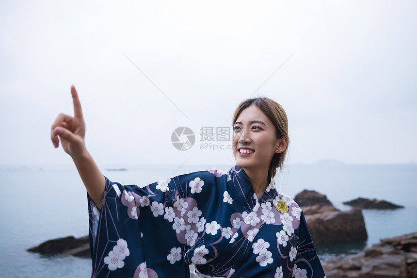 海边和服美女图片