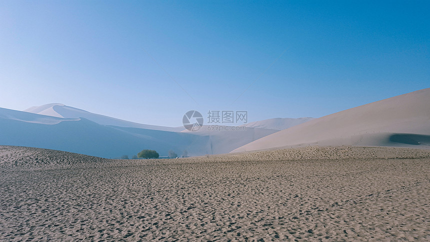 新疆敦煌沙漠图片