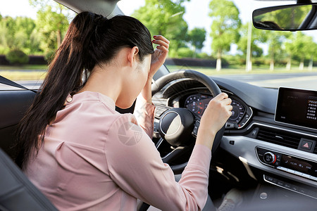 女性驾驶疲劳高清图片