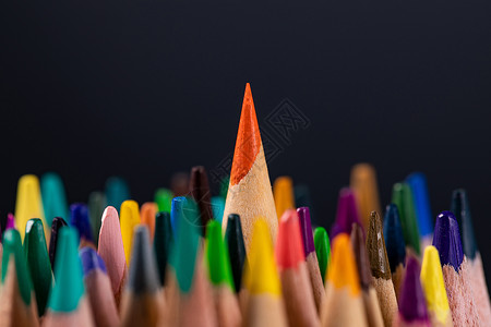 色彩铅笔颜色突出高清图片
