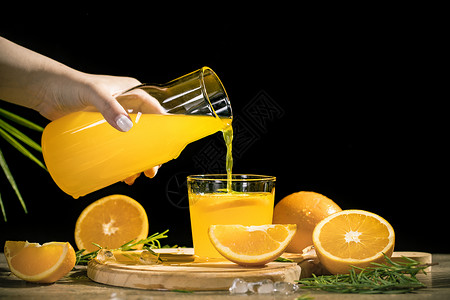 橙汁橙汁玻璃杯饮品高清图片