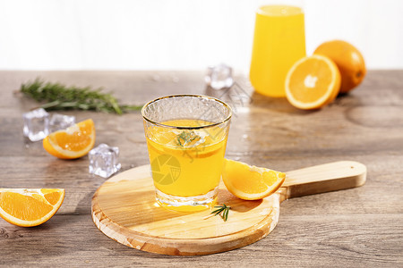橙汁玻璃杯果汁高清图片