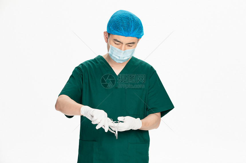 男性手术医生图片