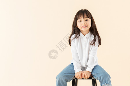 女孩亚洲的可爱小女孩形象背景