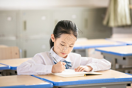 小学生学习背景图片