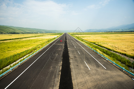 公路基础设施新疆高速公路交通运输基础设施背景