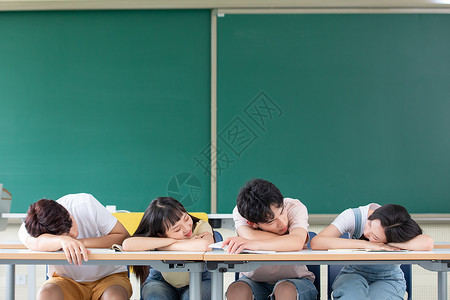 大学生上课睡觉休息图片