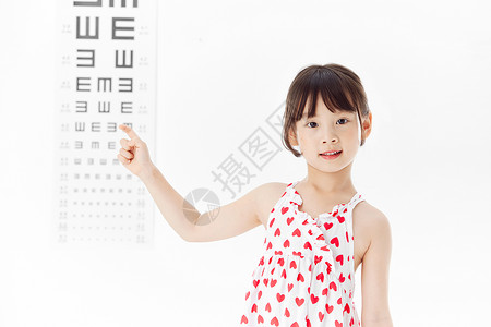 儿童眼健康小女孩检测视力背景