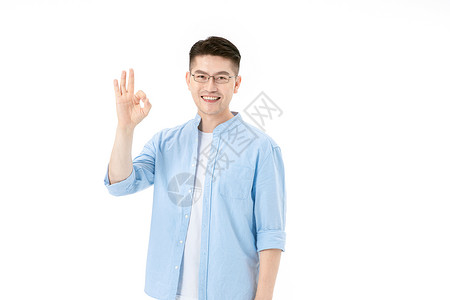 中年男性OK手势背景图片