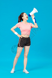 健身馆宣传运动女孩拿着喇叭背景