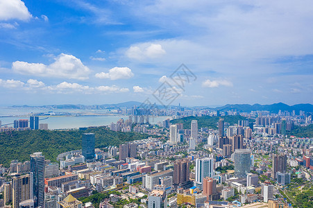 珠海唐家湾蓝天白云下的广东珠海城市建筑背景