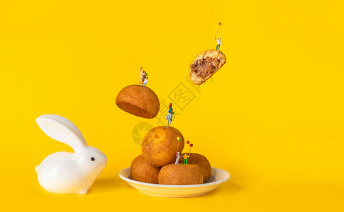 中秋节月饼创意小人高清图片