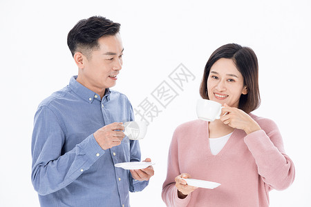 中年夫妻喝茶图片