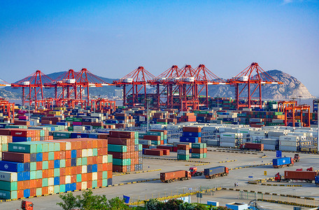 货运集装箱洋山深水港自动化集装箱码头背景