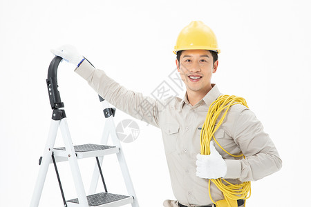 维修工人拿着电线梯子高清图片