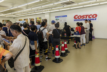 排队购买Costco超市【媒体用图】（仅限媒体用图使用，不可用于商业用途）背景