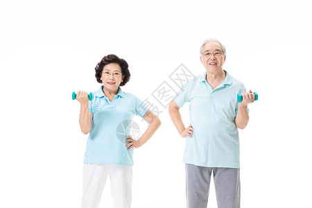 老年夫妇用哑铃锻炼图片