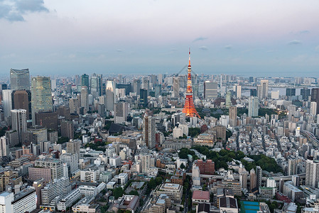 东京标题日本地标建筑东京塔背景