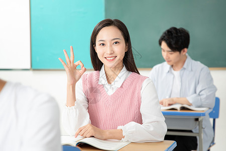 青年男女学习考研高清图片